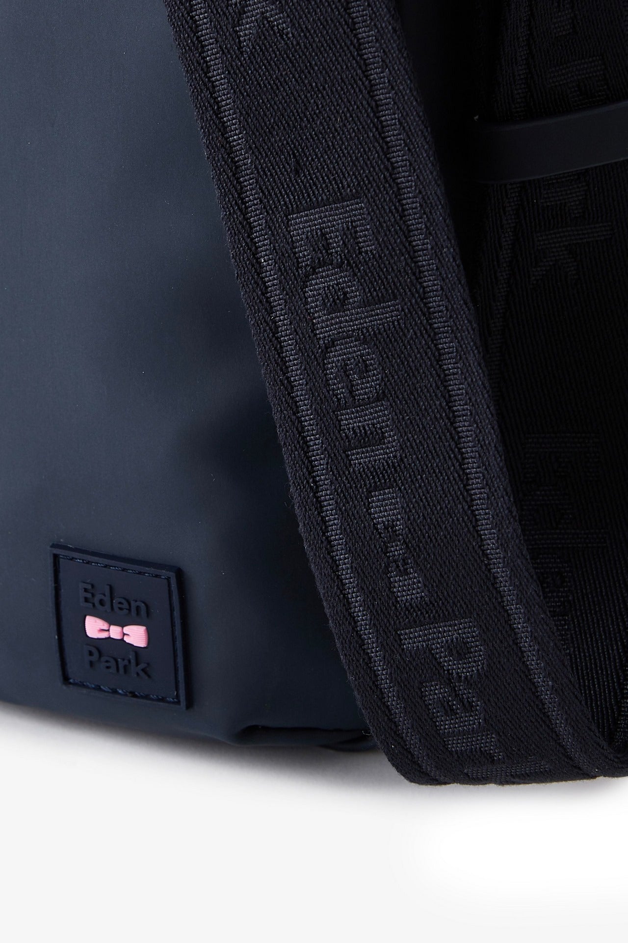 4166701-HEBAGBEE0008-BLF-d3_4d648ebe-c1d9-4c80-bd8d-8312f843f129