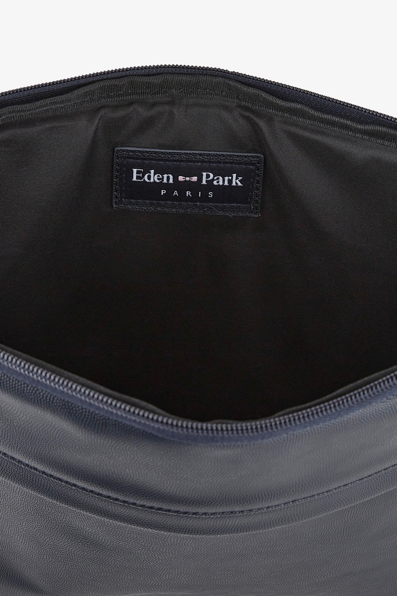 4250749-HEBAGPOE0009-BLF-D2