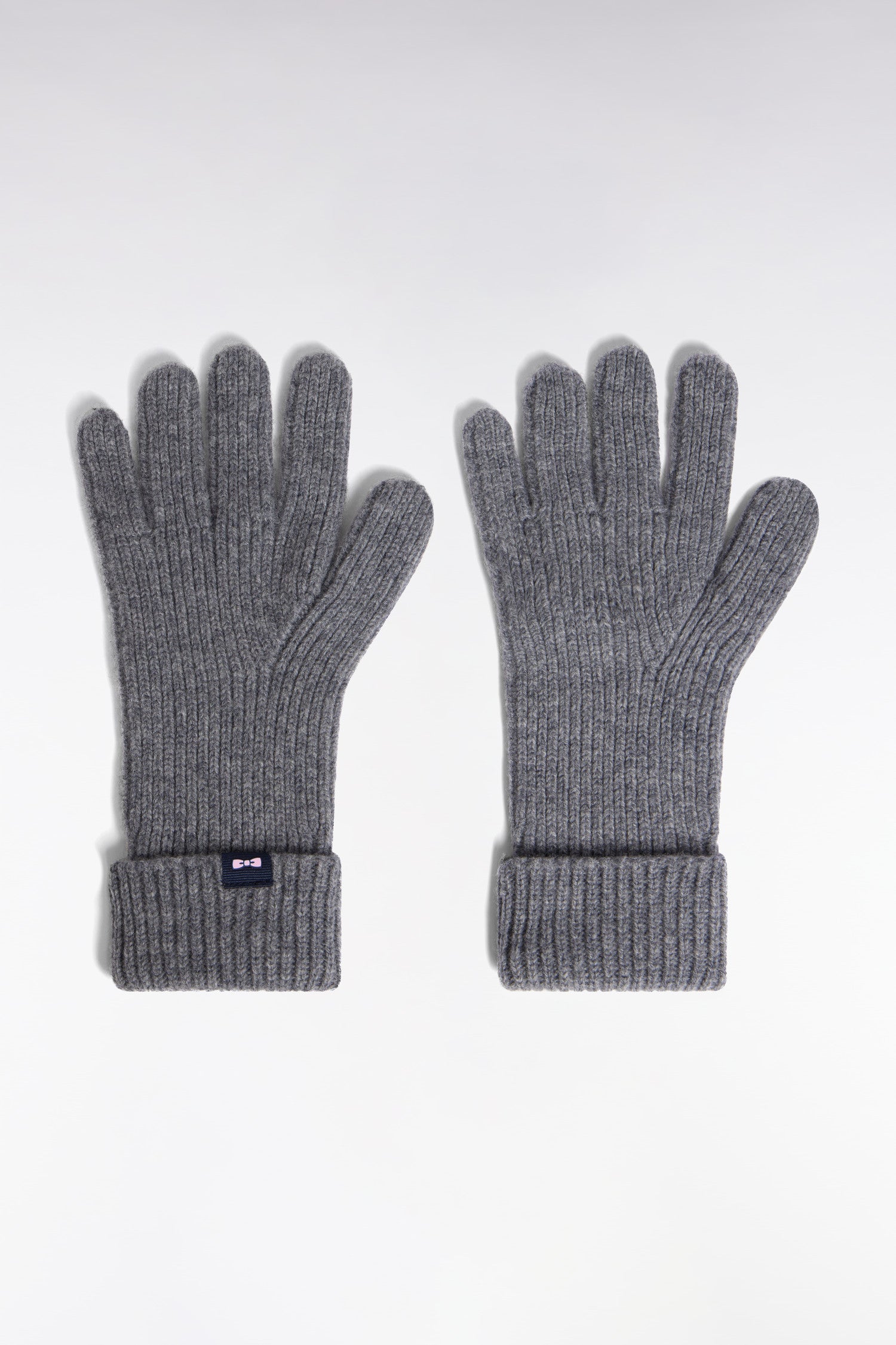 H25ACTGA0008_GRM_b-hd-face