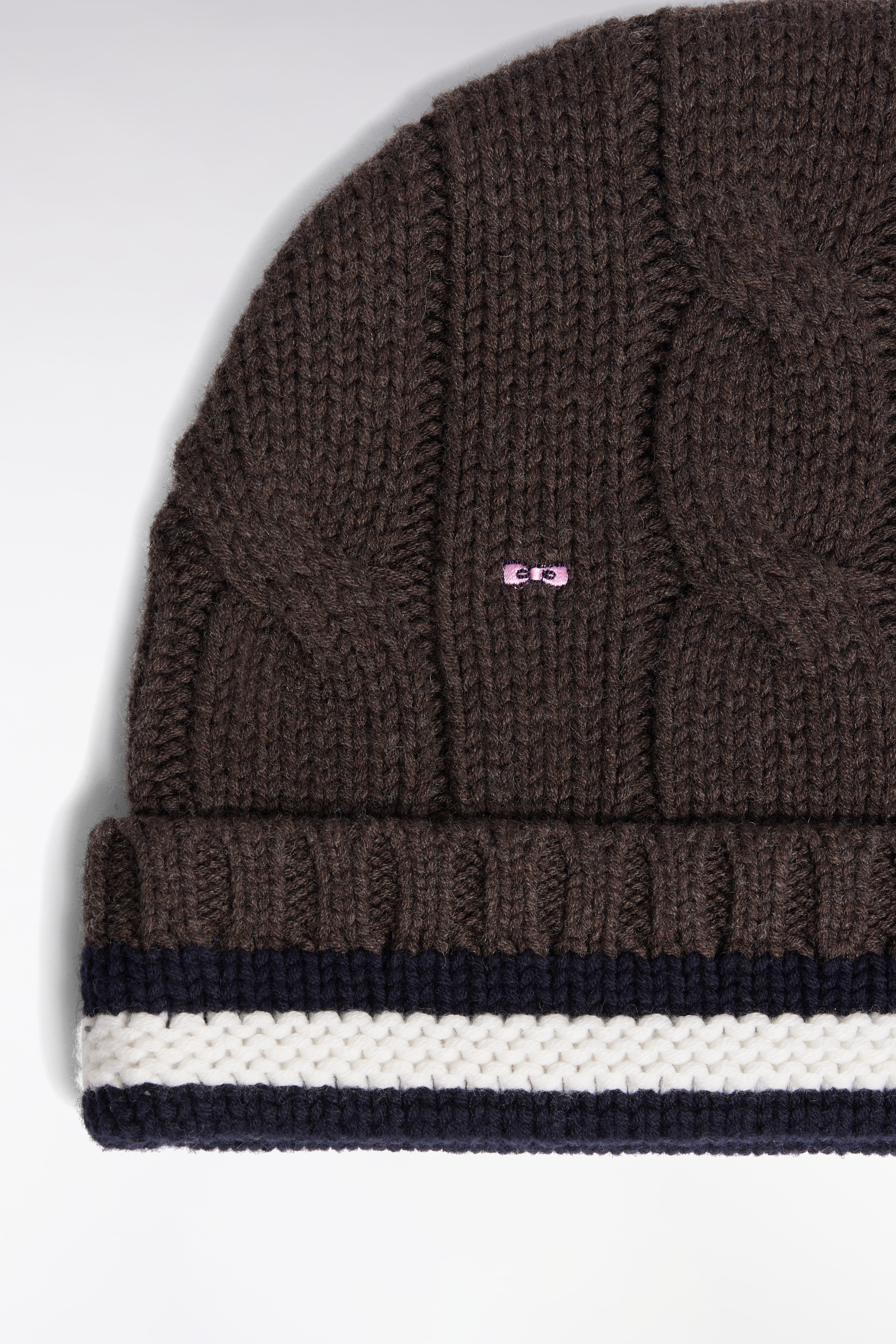 H25CHABN0006-MAM20_P2