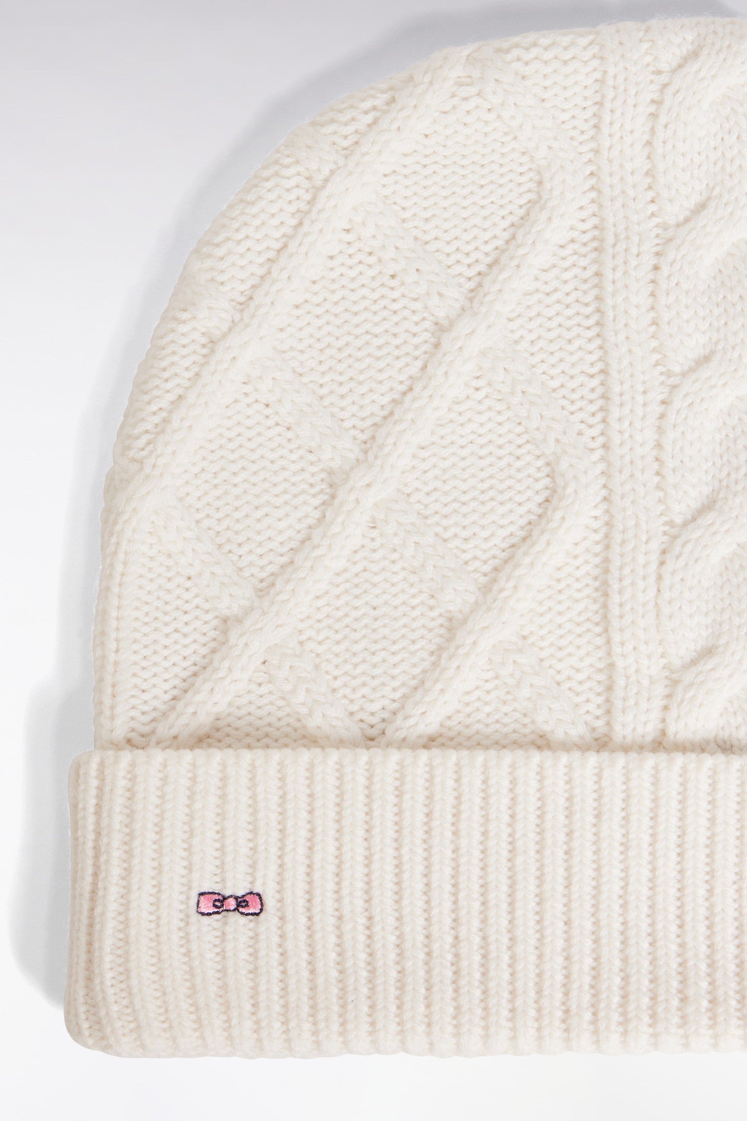 H25CHABN0014_ECC_b-hd-face