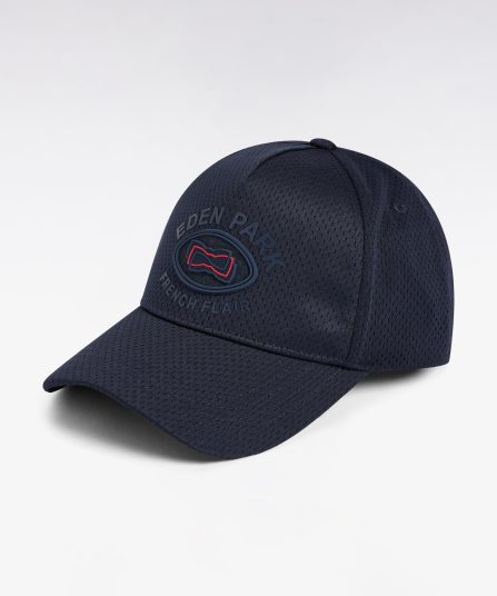 Casquette en mesh marine à motif reliefé