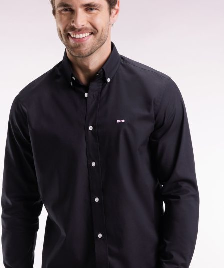 Chemise en coton pinpoint noire broderie dos coupe droite