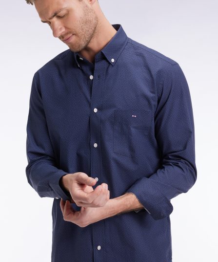 Chemise en popeline de coton à micro-motifs bleus coupe droite