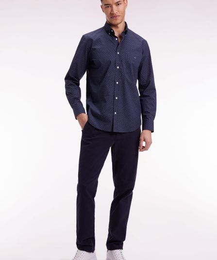 Chemise en coton à micro-motifs nœuds papillon roses coupe droite