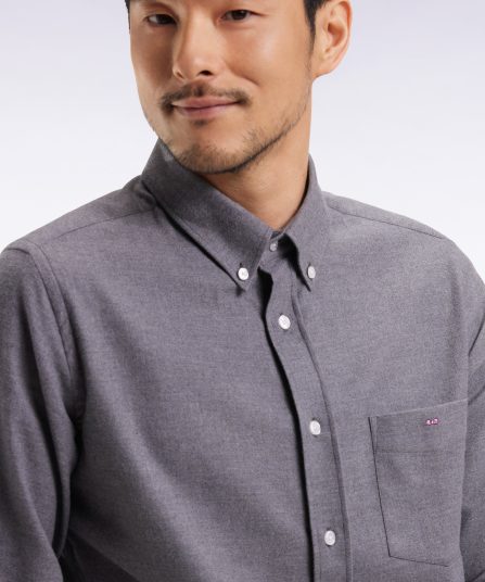 Chemise en flanelle grise coupe droite