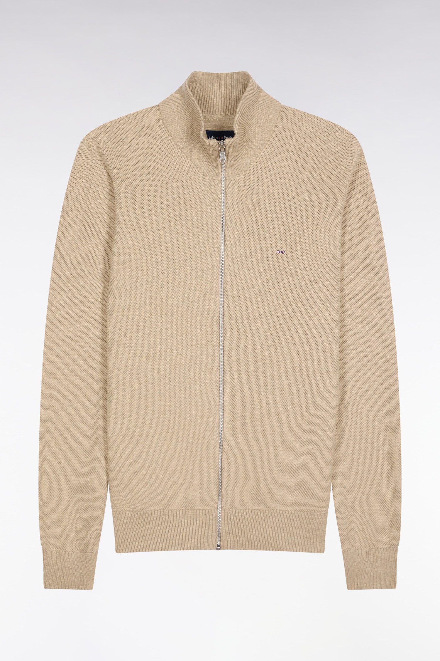 H25MAICA0001_MAC1_b-hd-face