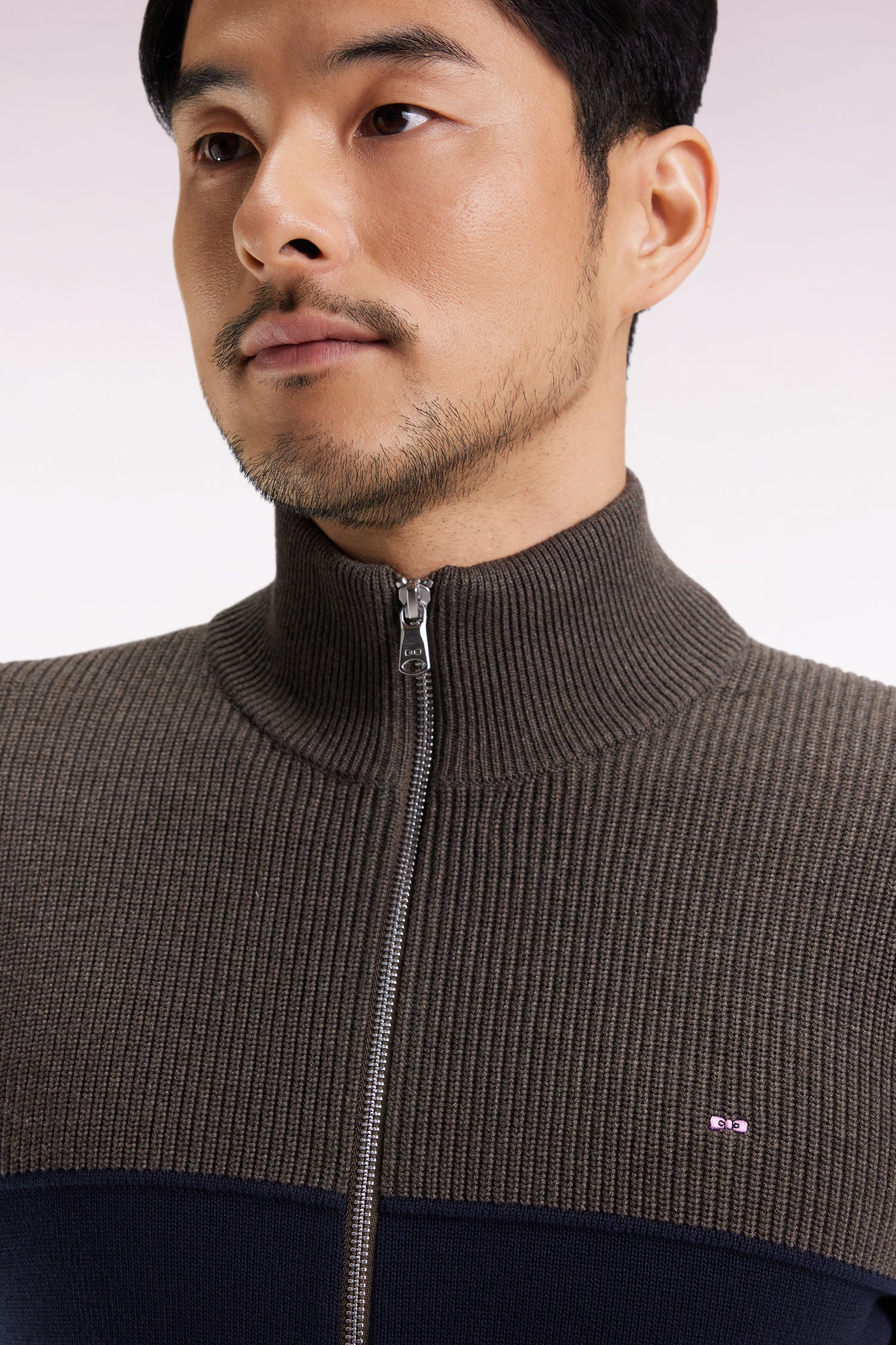 H25MAICA0012_BLF_d-hd-mfacepp