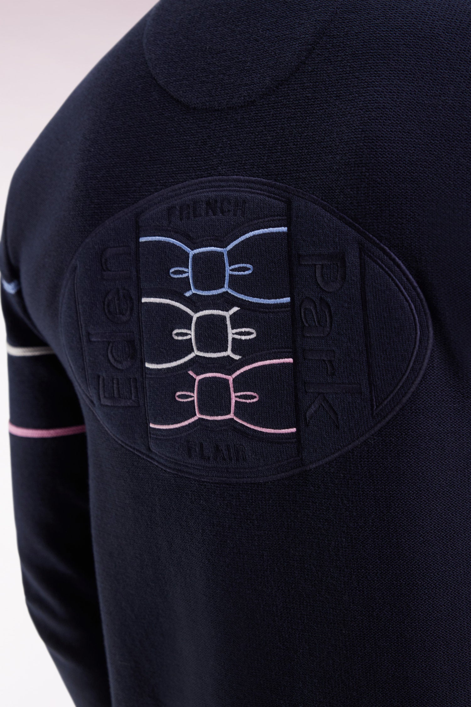 H25MAICA0015_BLF_d-hd-mfacepp