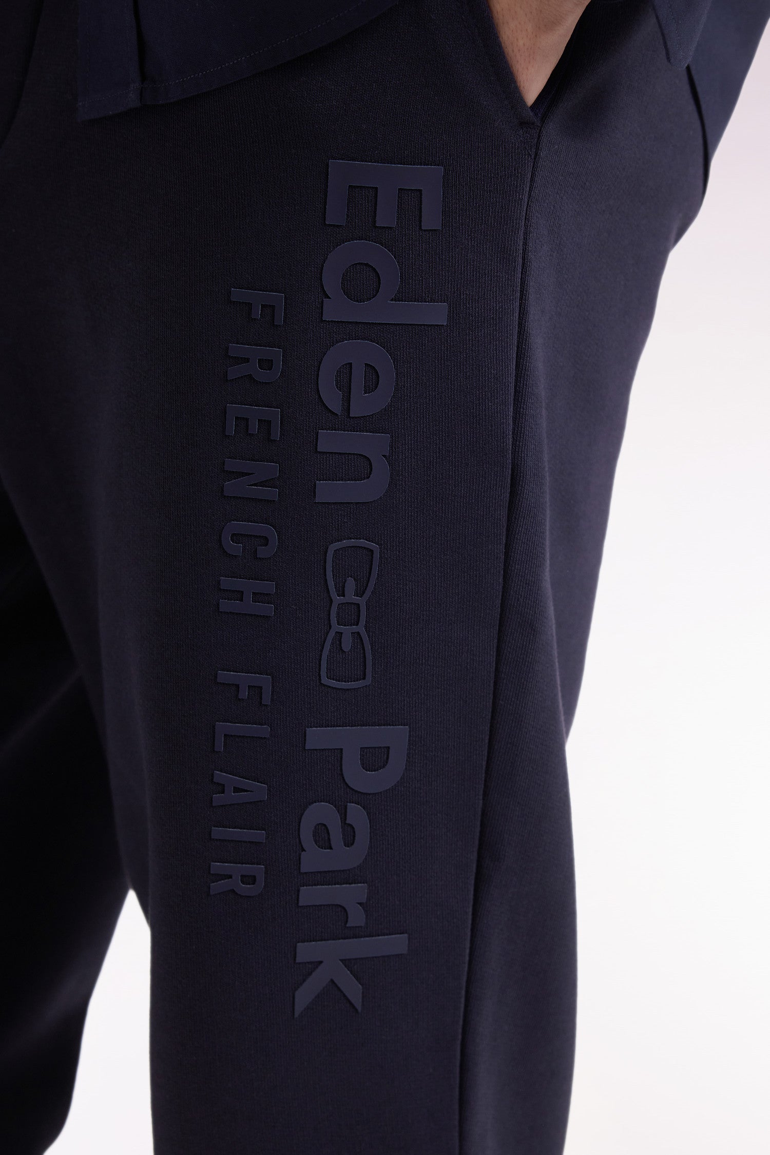 H25MAIJO0010_BLF_c-hd-mfacepp