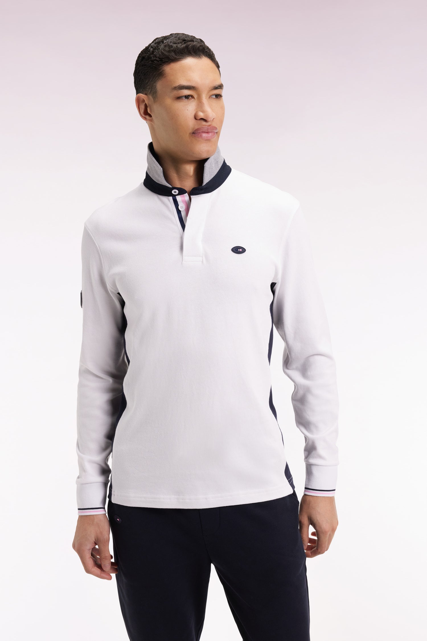 H25MAIML0046_BC_a-hd-mface