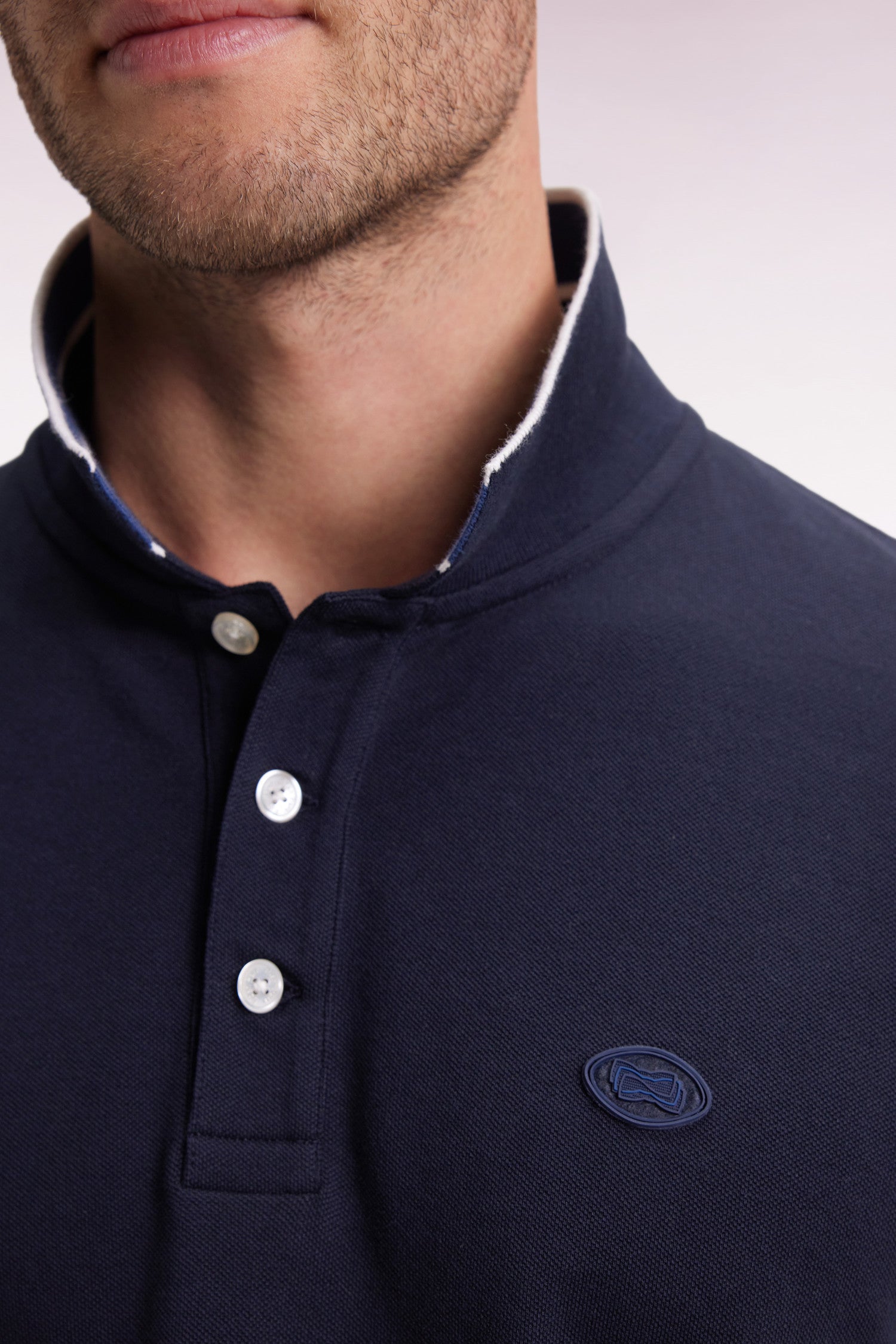 H25MAIPC0046_BLF_d-hd-mfacepp