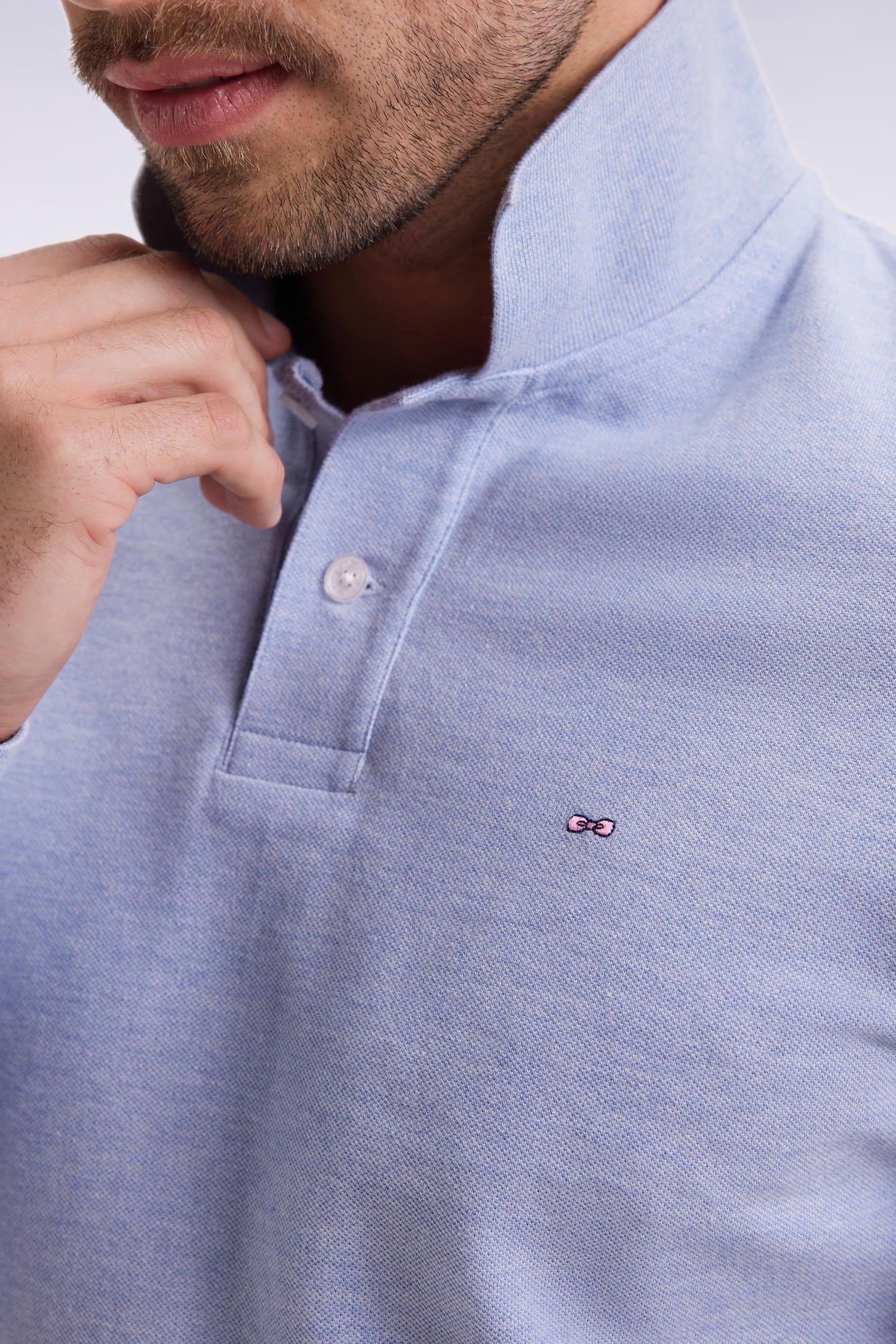 H25MAIPL0005_BLC21_d-hd-mfacepp