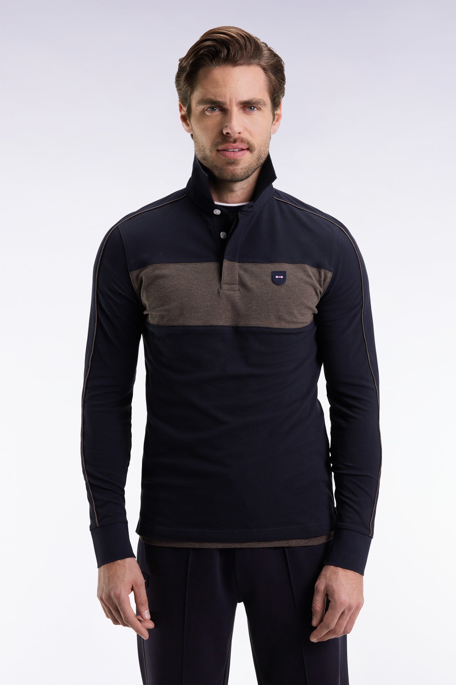 H25MAIPL0007_BLF_a-hd-mface