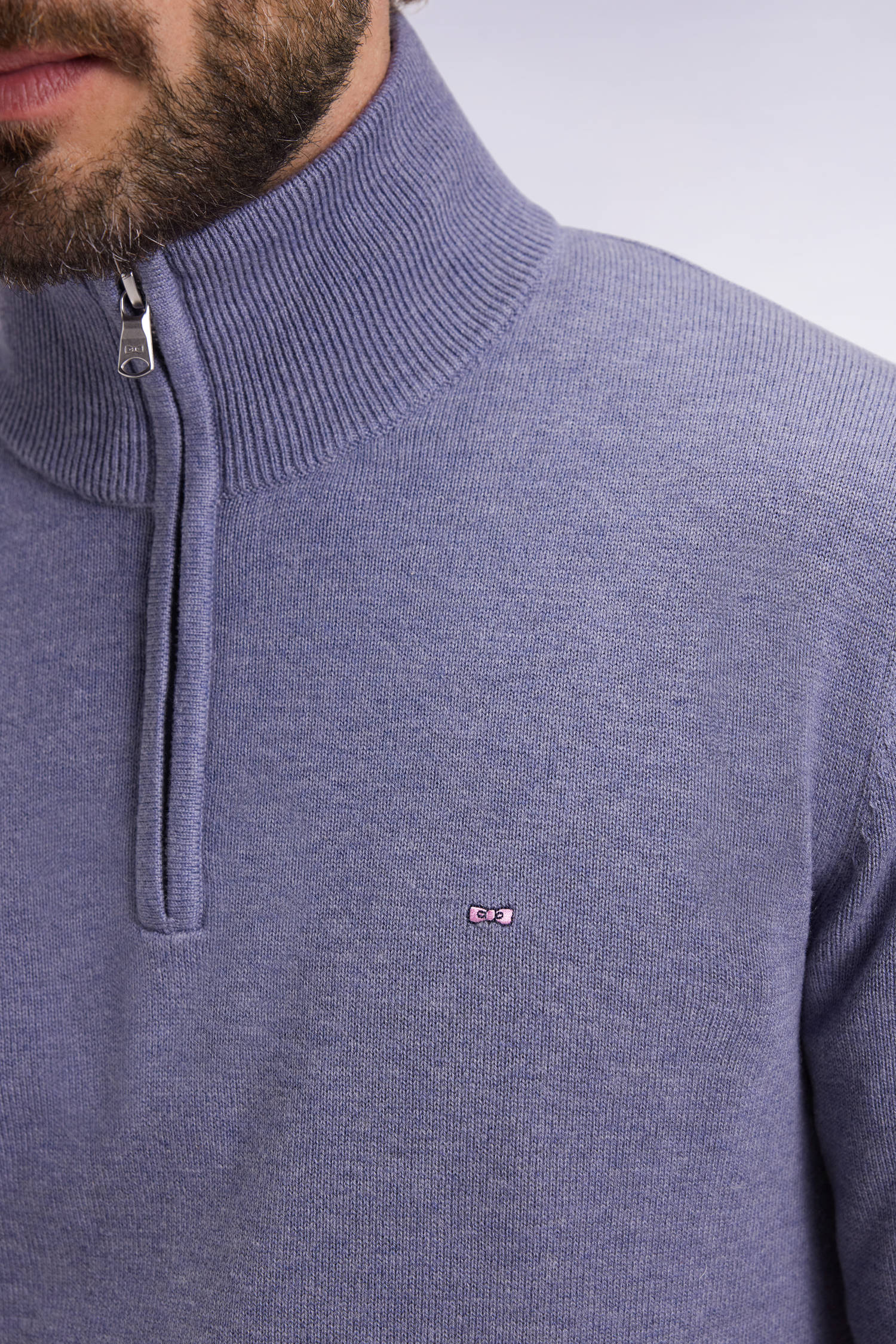 H25MAIPU0002_BLC17_c-hd-mfacepp