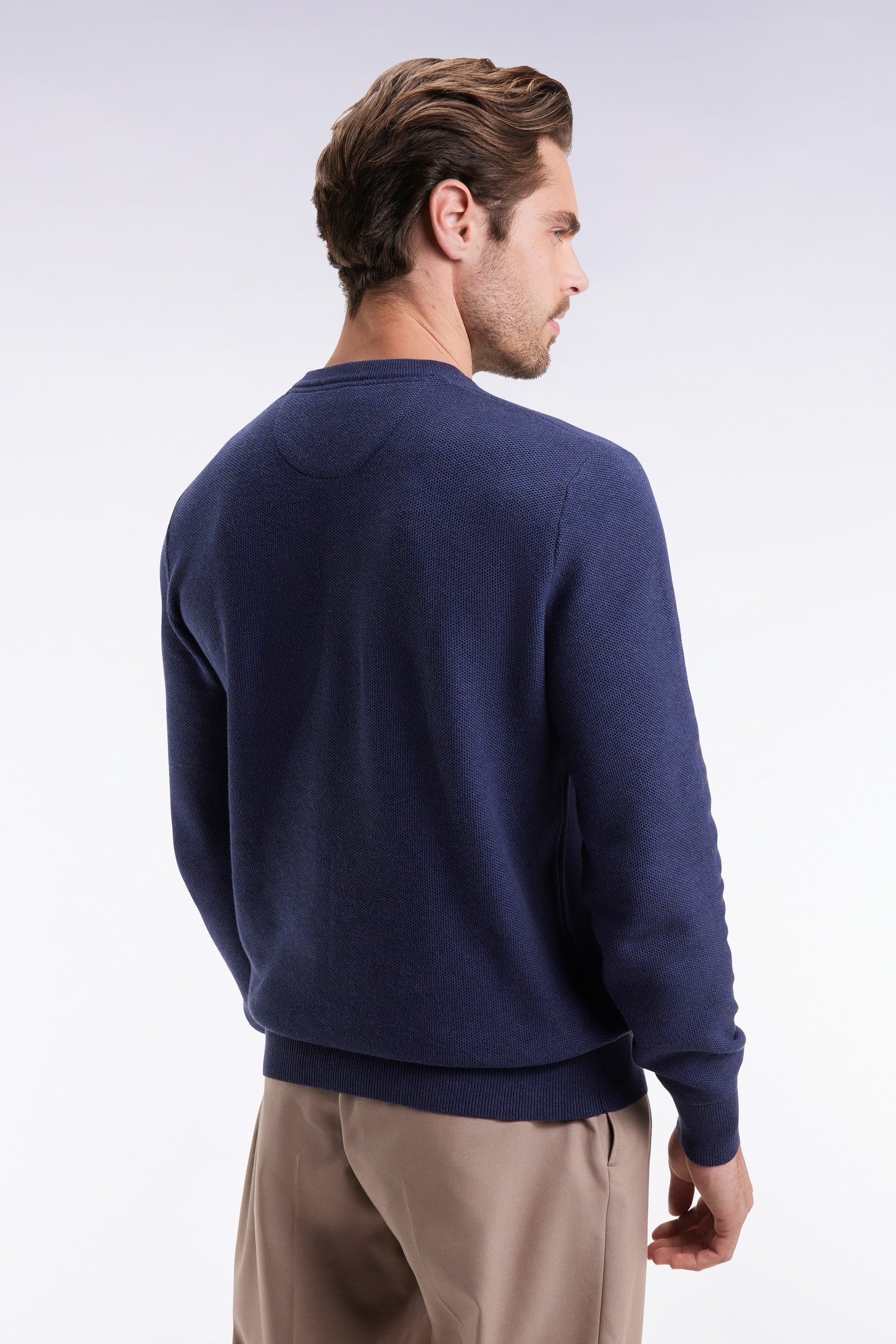 H25MAIPU0005_BLF27_e-hd-mdos