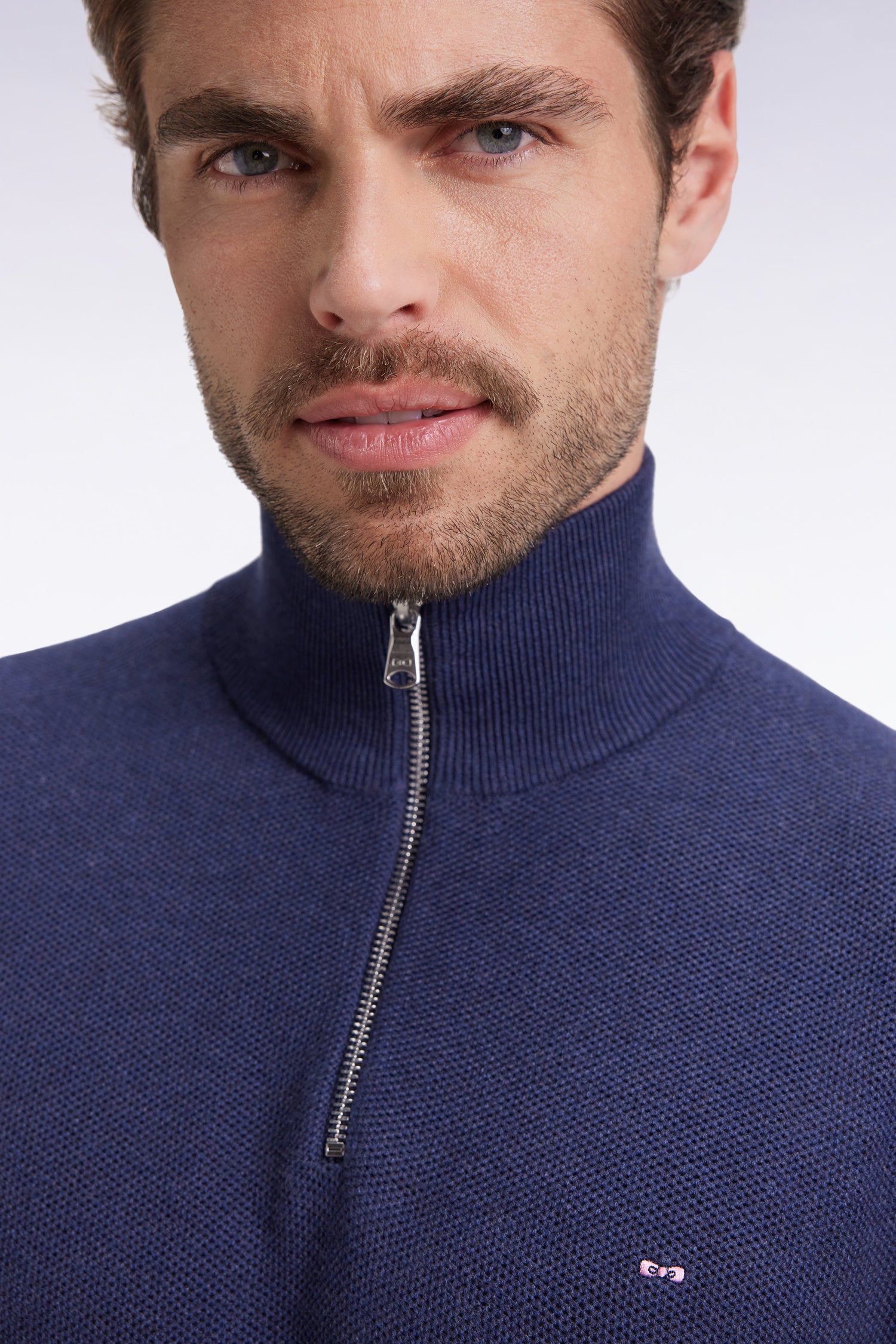 H25MAIPU0006_BLF27_c-hd-mfacepp