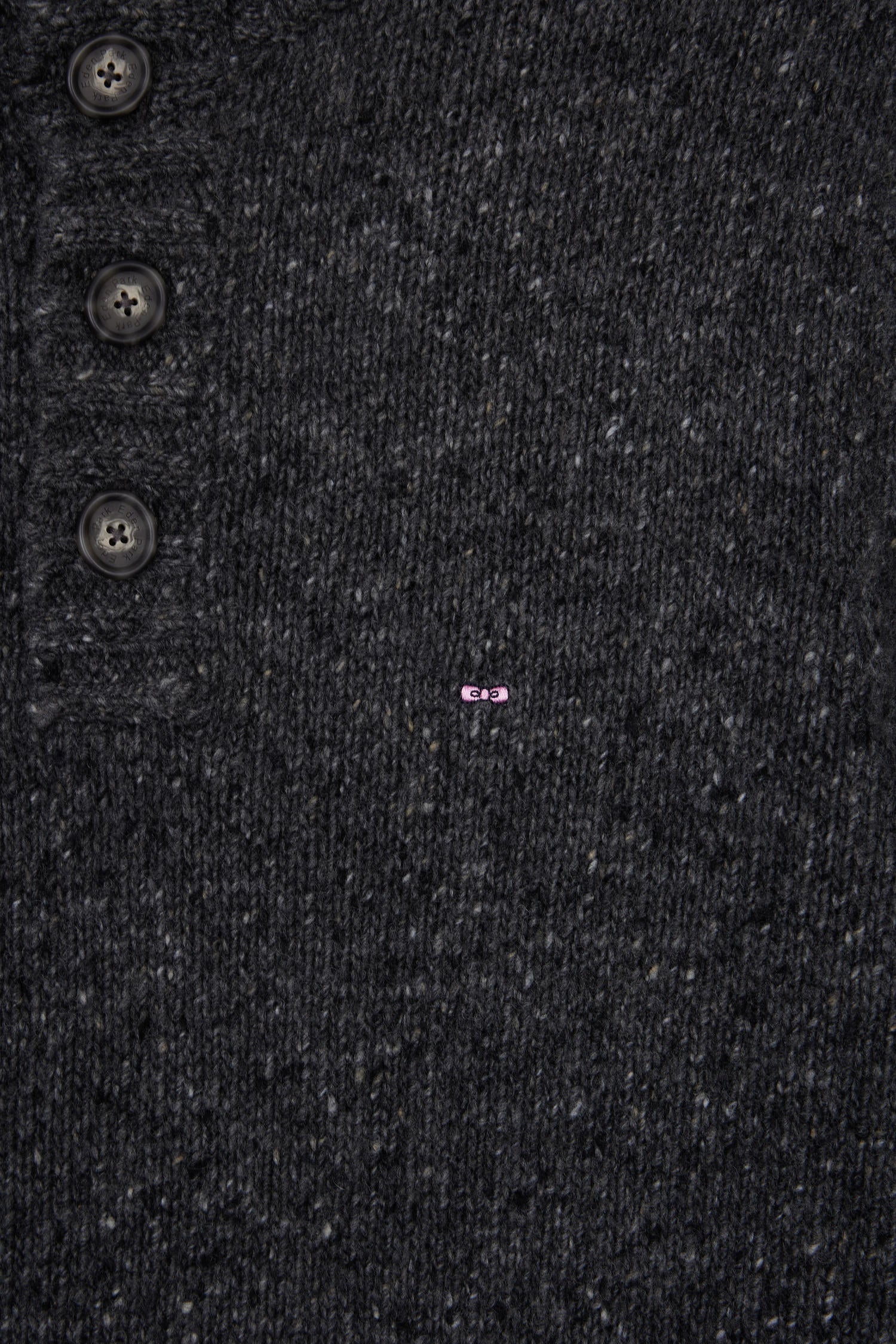 H25MAIPU0011_GRF13_f-hd-dos