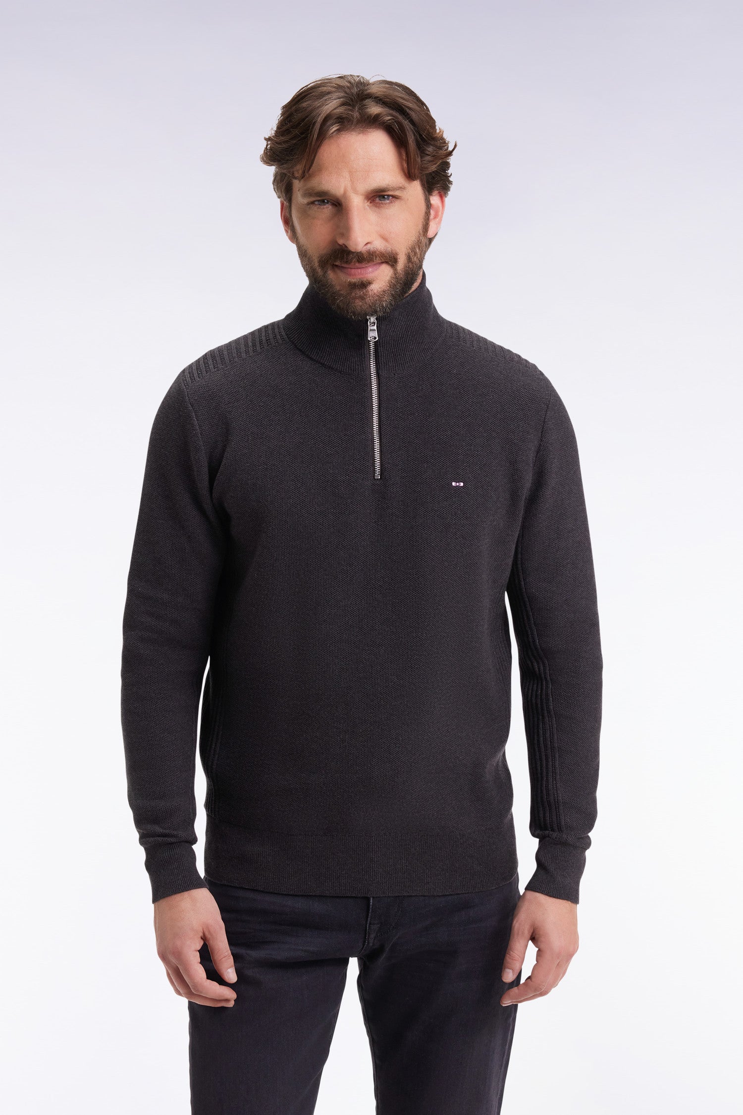 H25MAIPU0017_GRF7_a-hd-mface