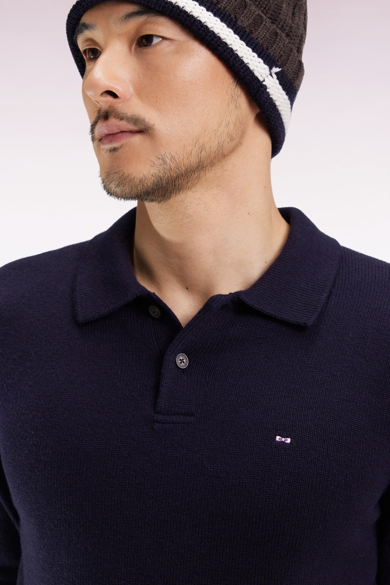 H25MAIPU0025_BLF27_d-hd-mfacepp