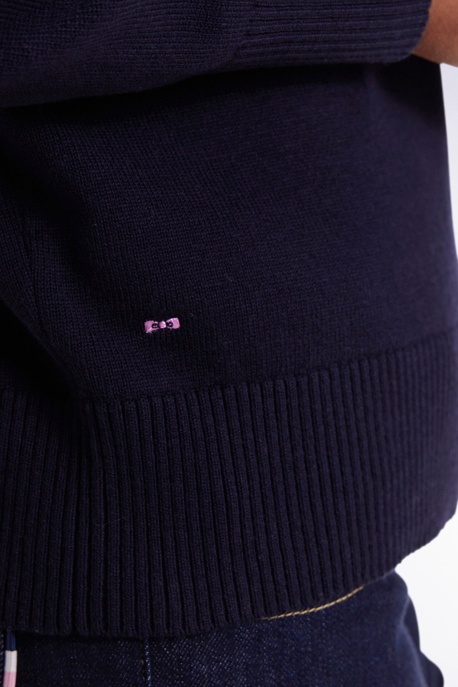 H25MAIPU0038_BLF27_c-hd-mfacepp