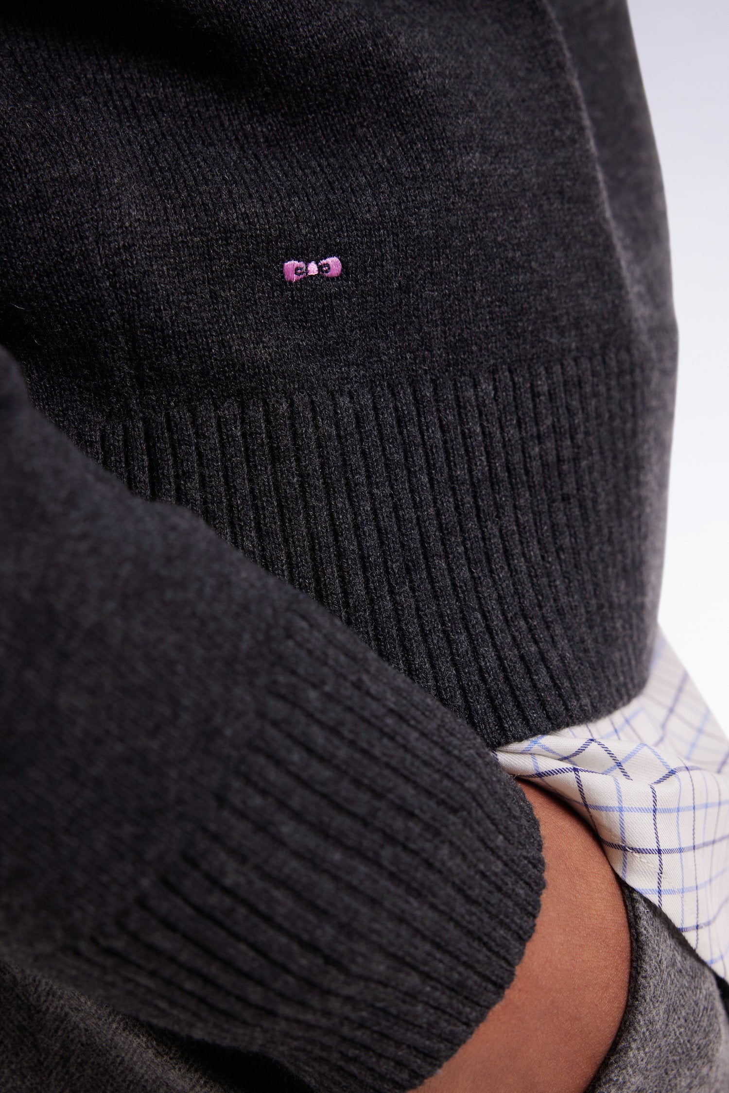 H25MAIPU0039_GRF7_d-hd-mfacepp