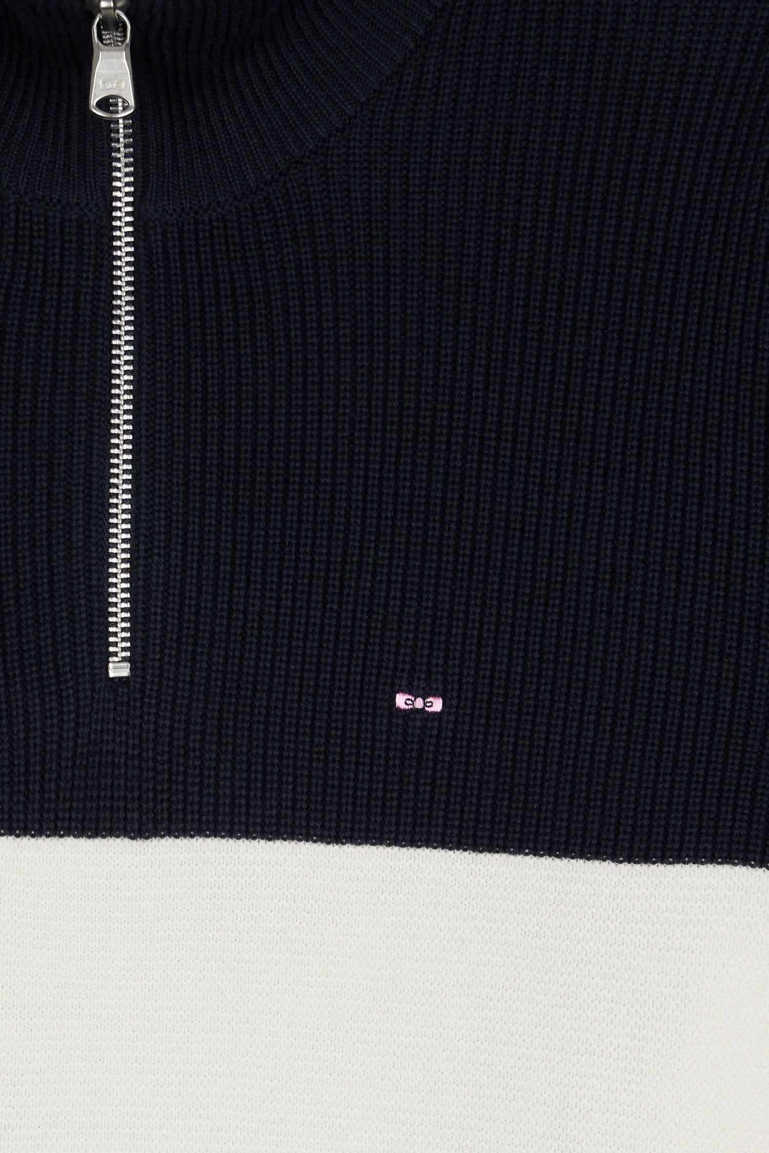 H25MAIPU0041_MAM20_f-hd-dos