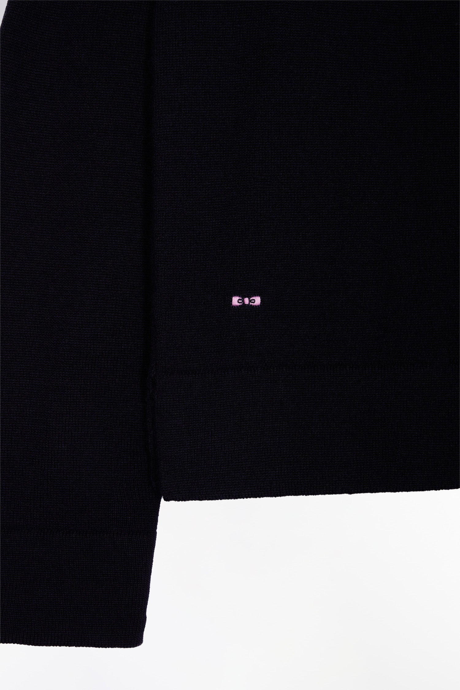 H25MAIPU0067_BLF_f-hd-dos