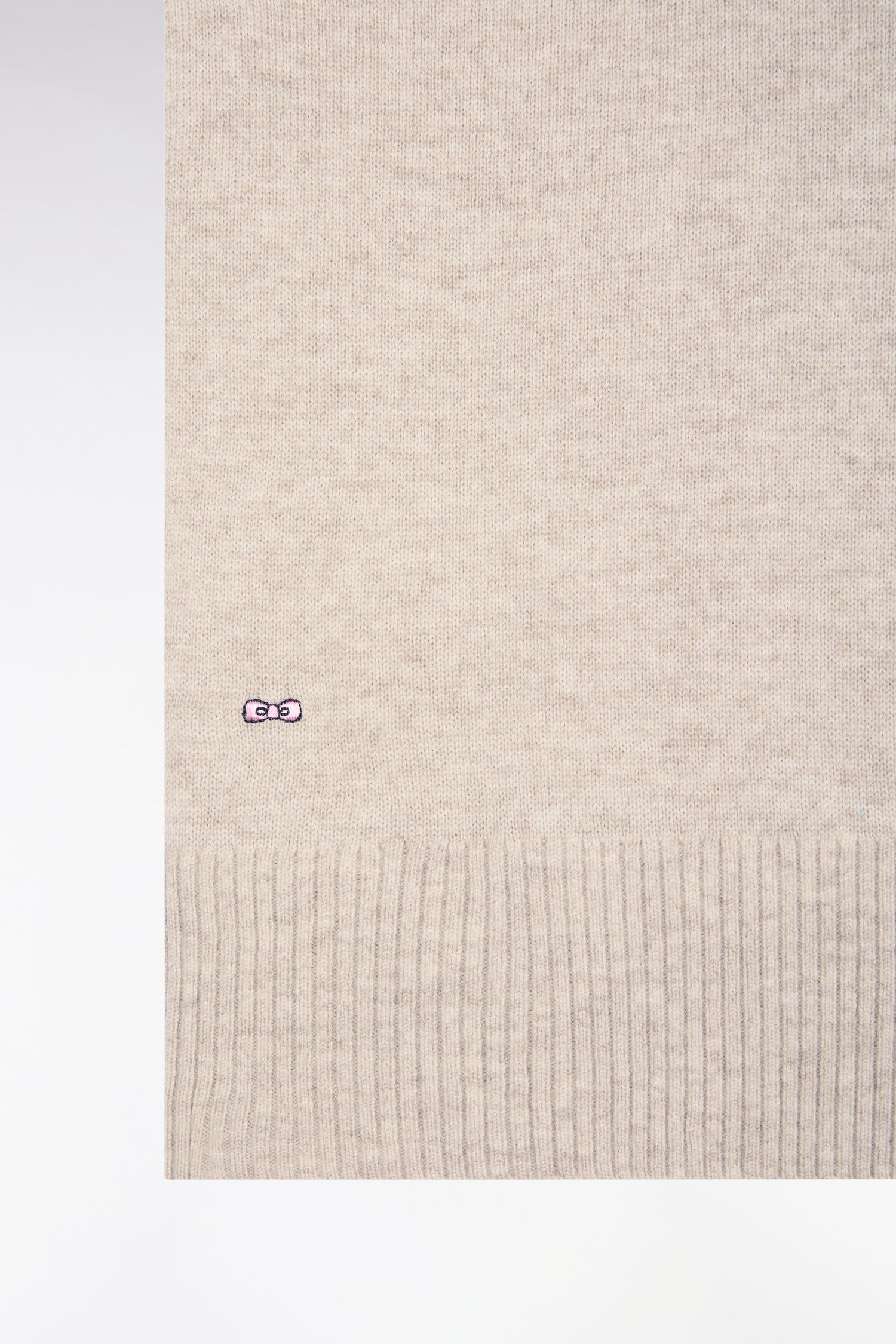 H25MAIPU0078_BEM25_b-hd-face