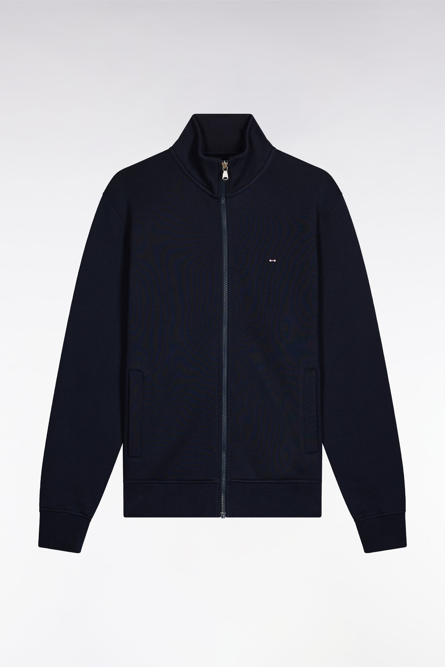 H25MAISW0003_BLF_b-hd-face