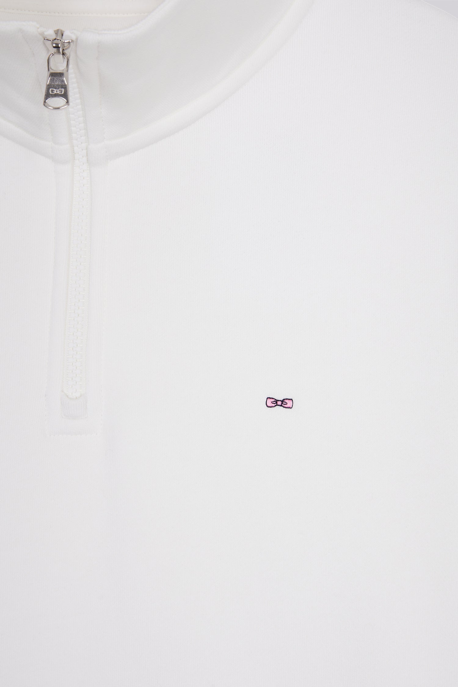 H25MAISW0016_ECC_f-hd-dos