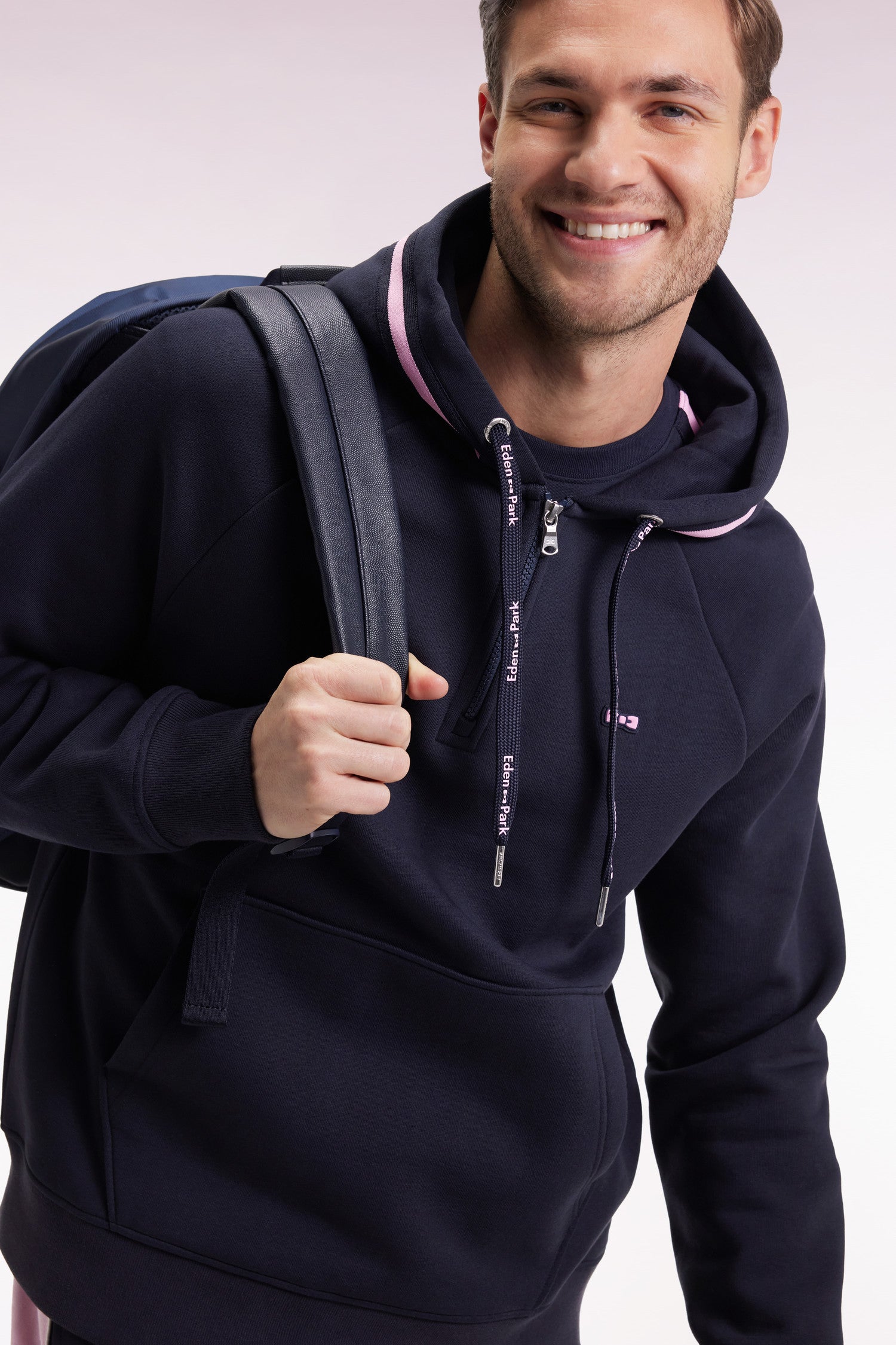 H25MAISW0049_BLF_c-hd-mfacepp