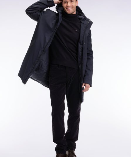 Parka longue en nylon noir à capuche intégrée