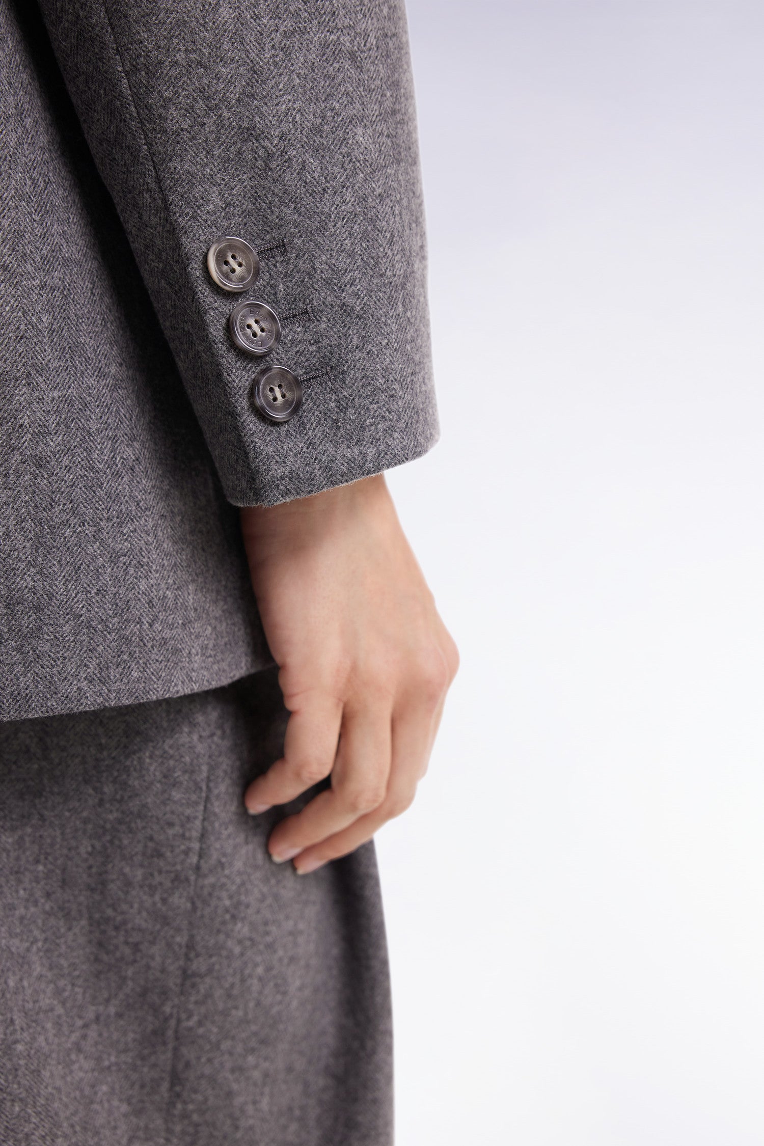 H25VESBL0003_GRF_d-hd-mfacepp