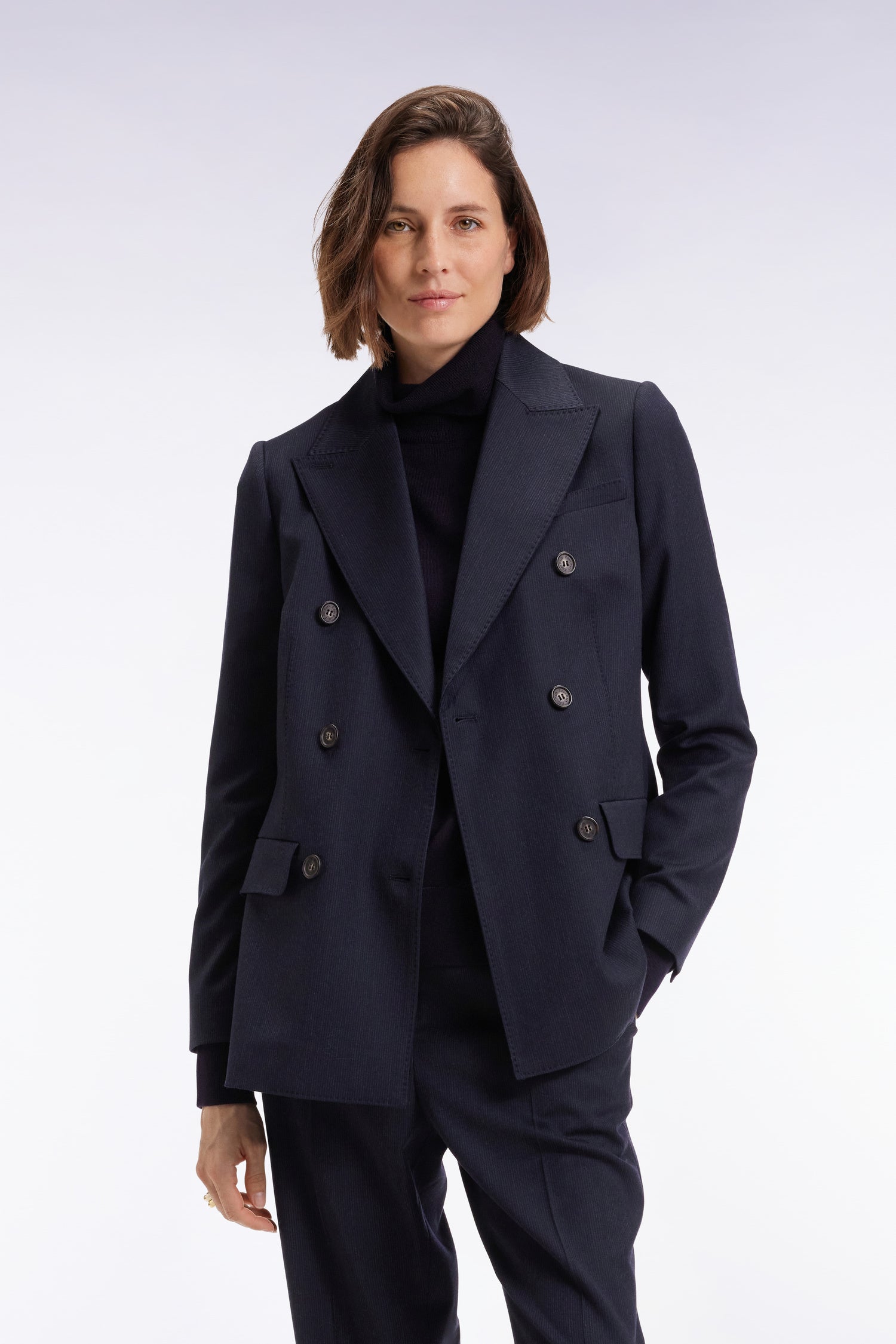 H25VESBL0005_BLF_a-hd-mface