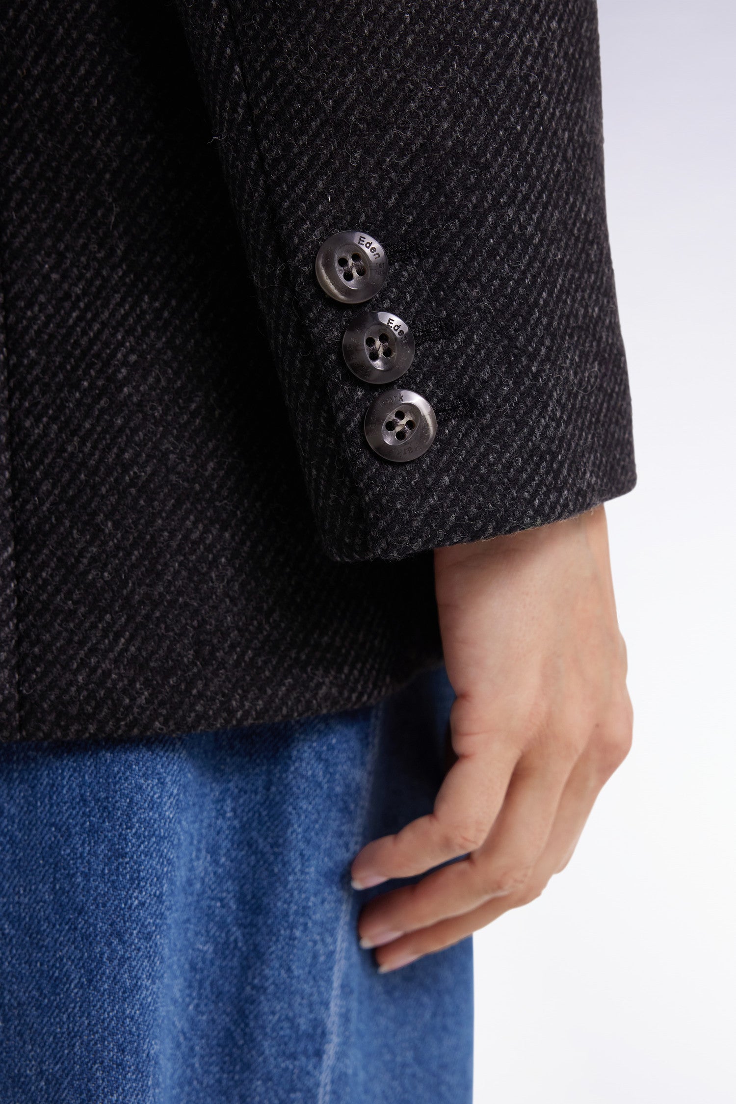 H25VESBL0006_GRF_c-hd-mfacepp