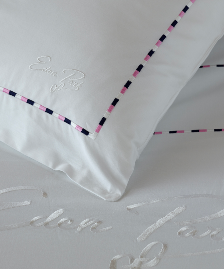 2 taies d'oreiller carrés blanc, marine et rose - Décrochons la lune