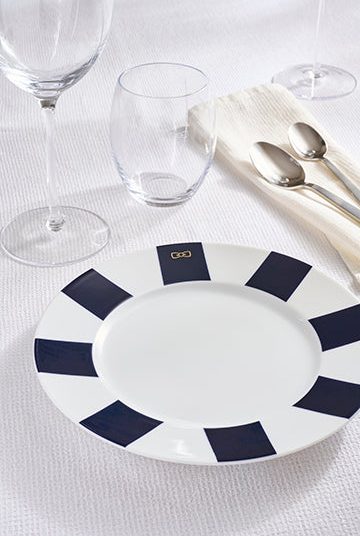 Lot de 6 assiettes à dessert creuses marine en porcelaine de Limoges