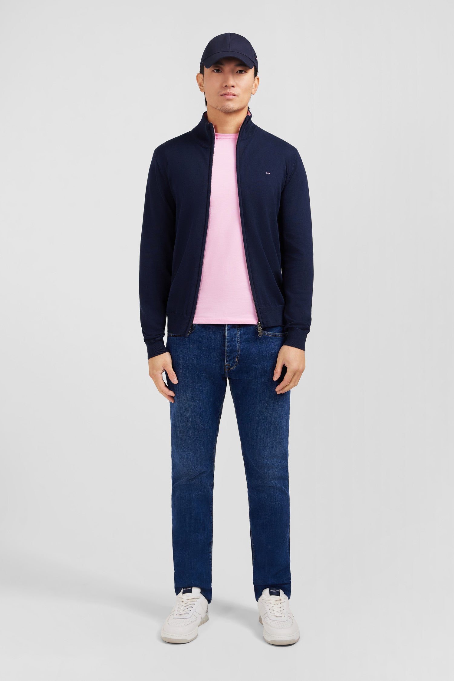 PPKNICAE0008_BLF_a-hd-mface_a5ecfd8b-9956-4101-89e1-1a4315bf66de