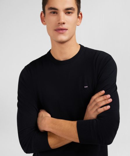 Pull noir à col rond en coton