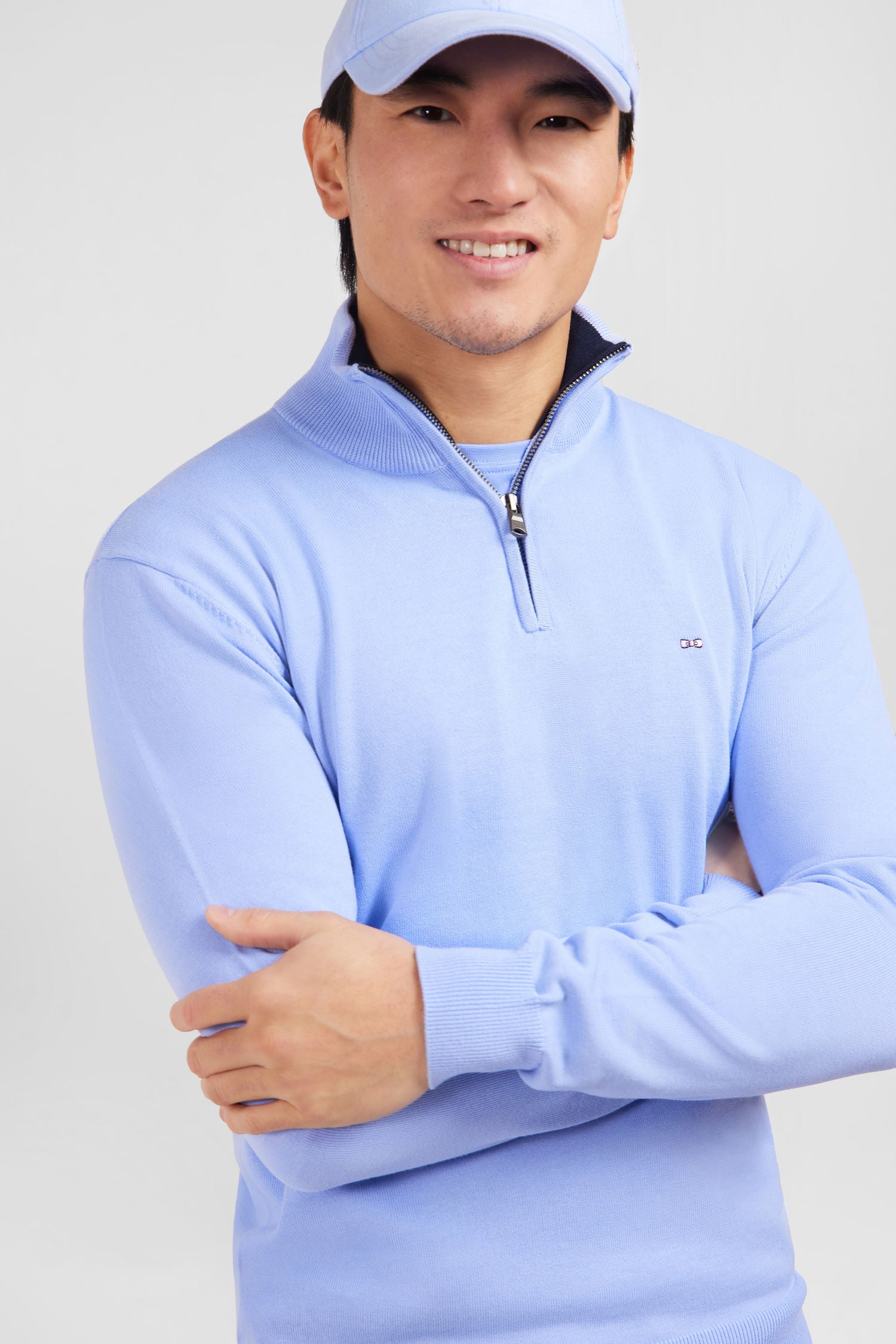 PPKNIPUE0022_BLM3_c-hd-mfacepp