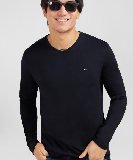 T-shirt noir col V à manches longues
