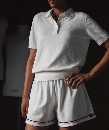 Short blanc taille élastique Pap'atelier à galons rayés et écusson